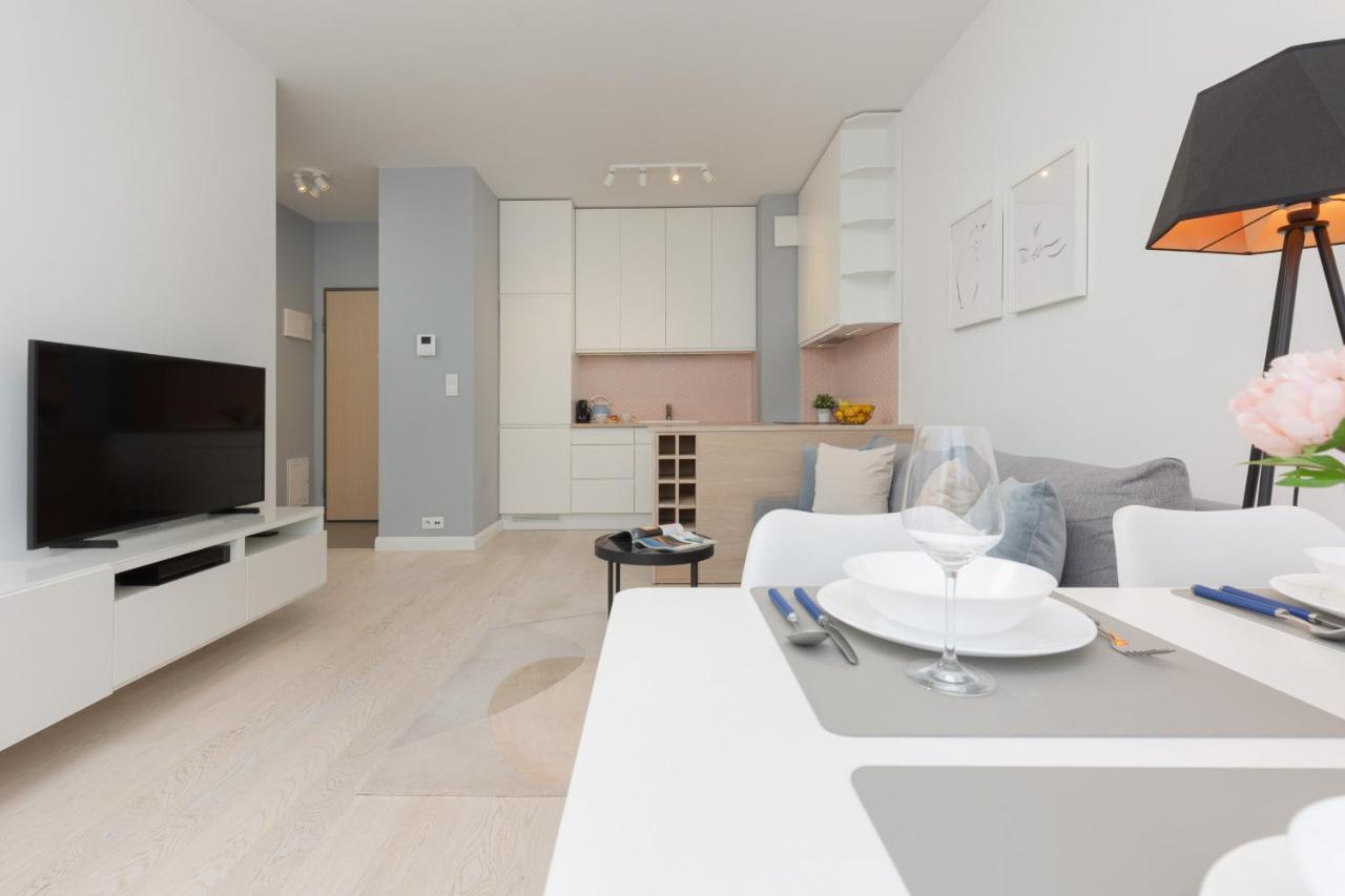 Sarmacka Apartment With Balcony Warsaw Wilanow By Noclegi Renters Exterior foto